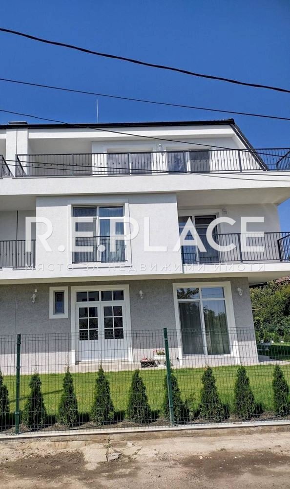 Independent house Varna - photo 1