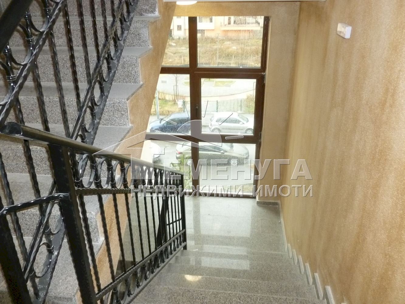 Three-room apartment Sofia (neighborhood Гоце Делчев) - photo 1