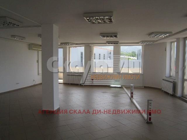 Office бул. Св. Климент Охридски, Sofia (neighborhood Малинова долина) - photo 1