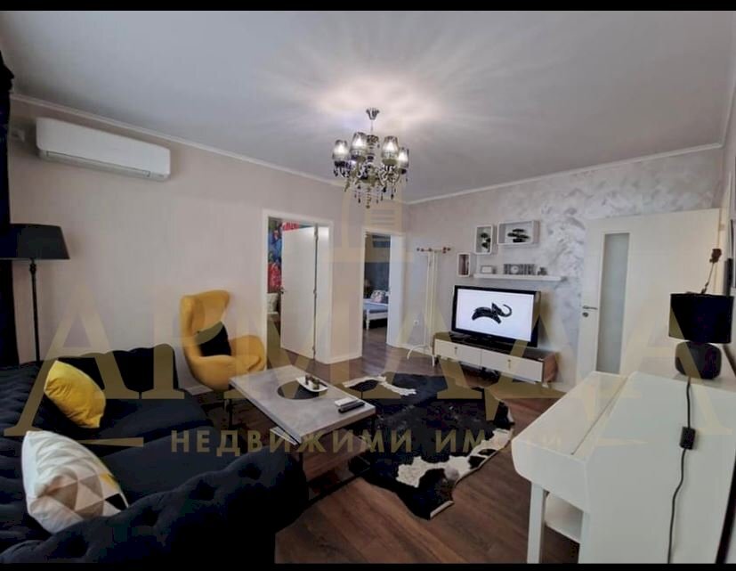 Quadrilocale Plovdiv (zona Център) - foto 1