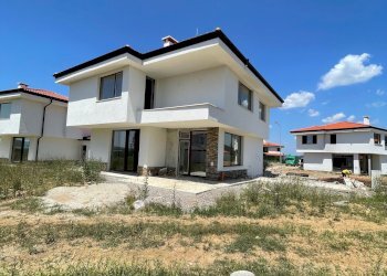 Villa Pernik - foto 1