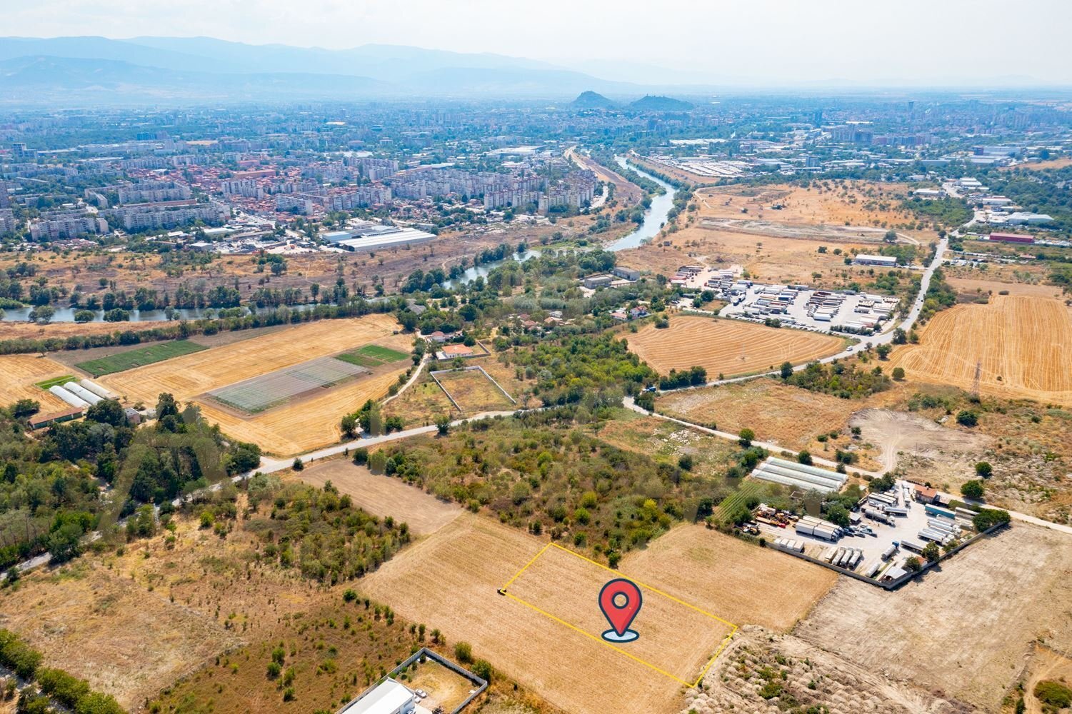 Building land Plovdiv (neighborhood Индустриална зона - Север) - photo 1