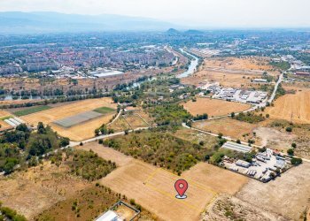 Building land Plovdiv (neighborhood Индустриална зона - Север) - photo 1