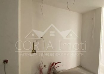 Three-room apartment Sofia (neighborhood Витоша) - photo 1