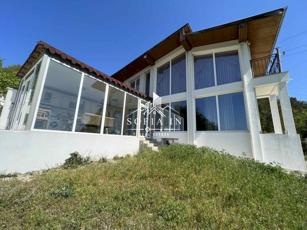 Villa гр. Варна, Varna - photo 1