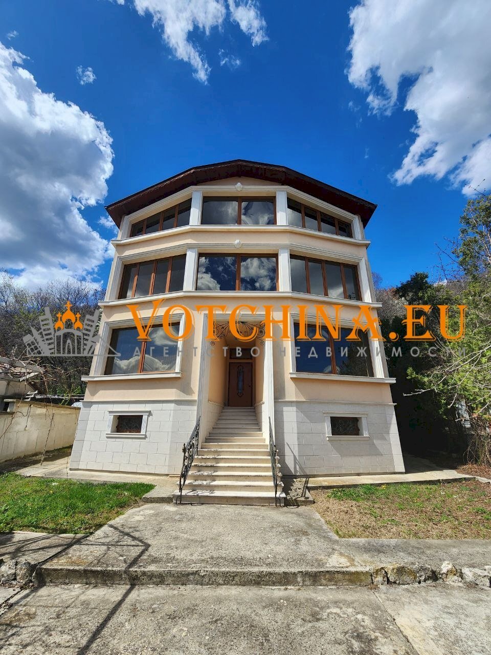 Villa к. к. Златни пясъци, Varna - photo 1