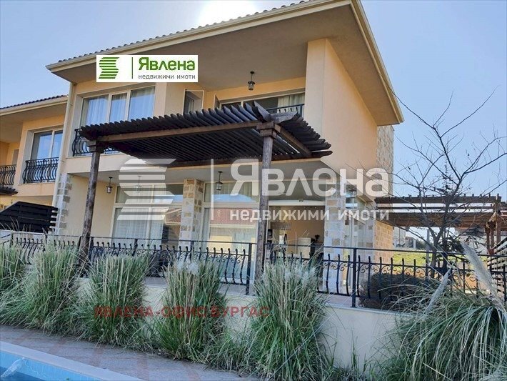 Villa Burgas - photo 1