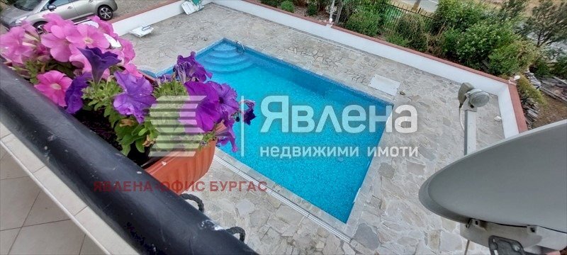 Villa Varna - foto 1