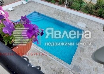 Villa Varna - foto 1