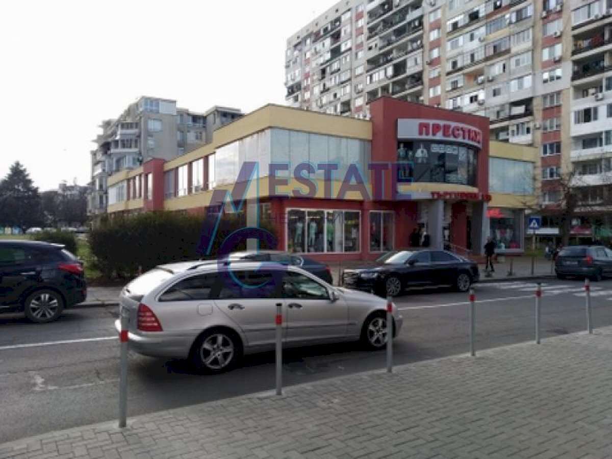 Shop Burgas (neighborhood Славейков) - photo 1