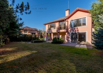 Villa Sofia (zona Симеоново) - foto 1