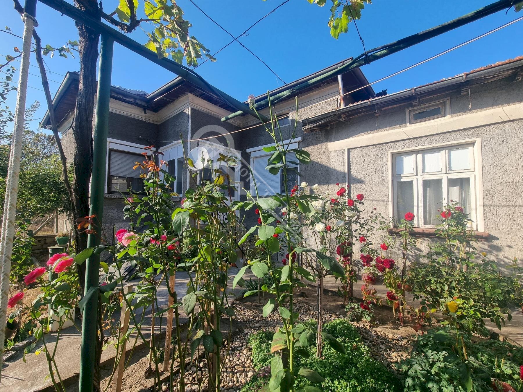 Villa Gorna Oryahovitsa - foto 1