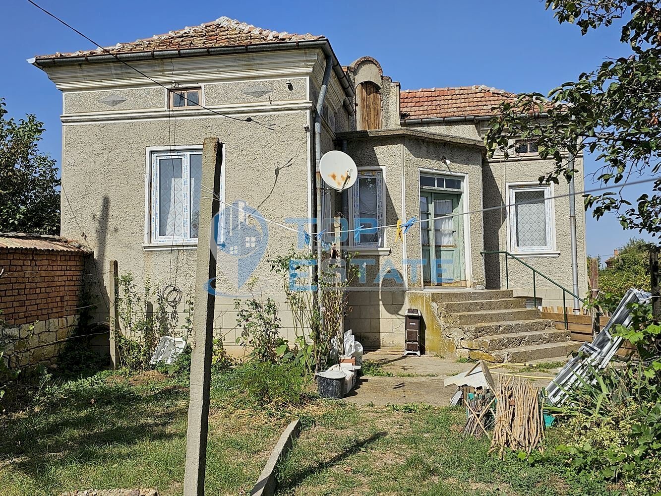 Independent house Byala Slatina - photo 1