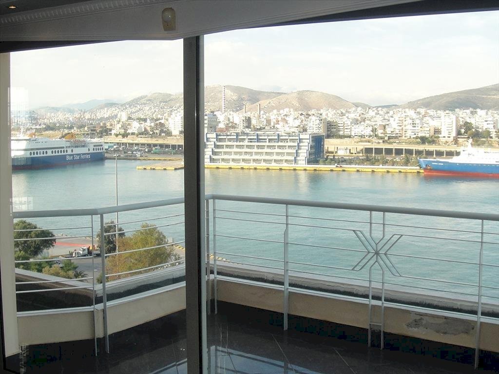 Commercial Premises Center - Port, Greece - photo 1