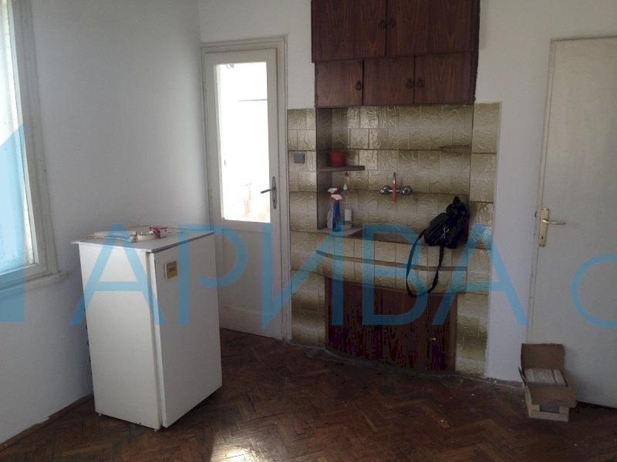 Four-room apartment Haskovo (neighborhood Център) - photo 1