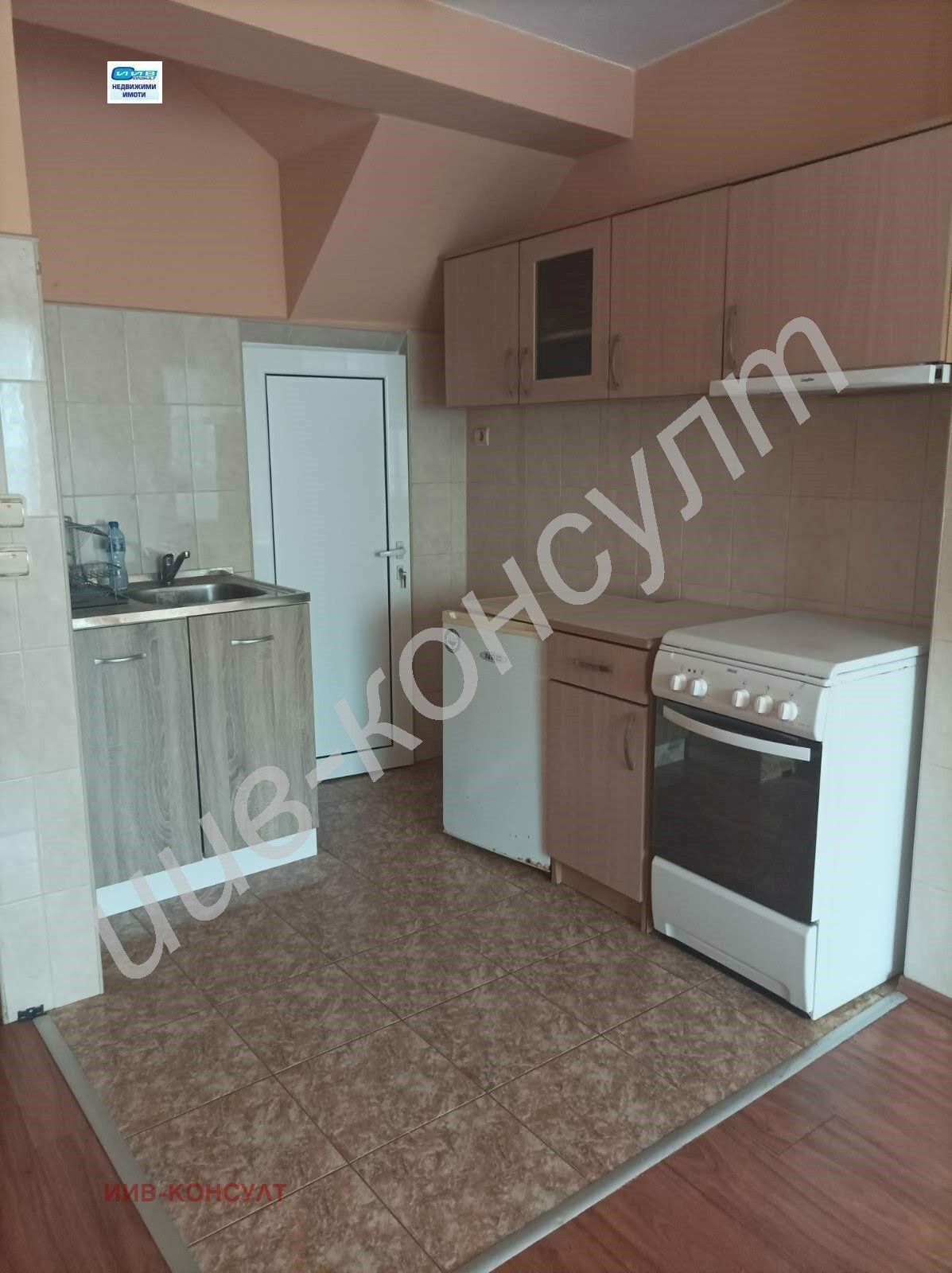 Apartment Veliko Tarnovo (neighborhood Колю Фичето) - photo 1