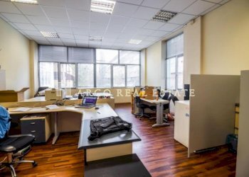 Office Sofia (neighborhood 7-ми 11-ти километър) - photo 1