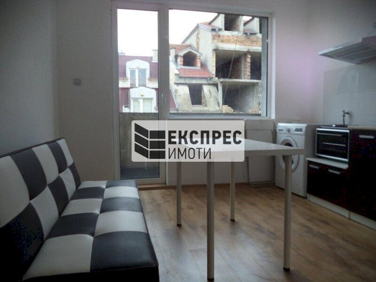 Four-room apartment Varna (neighborhood Център) - photo 1