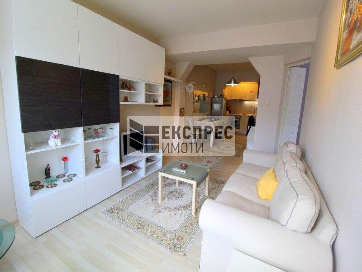 Apartment Varna (neighborhood Червен площад) - photo 1