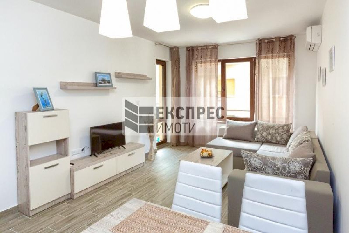 Appartamento Varna (zona Левски) - foto 1