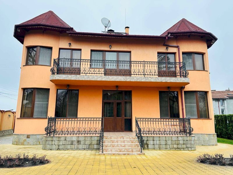 Villa Sofia (zona с.Иваняне) - foto 1