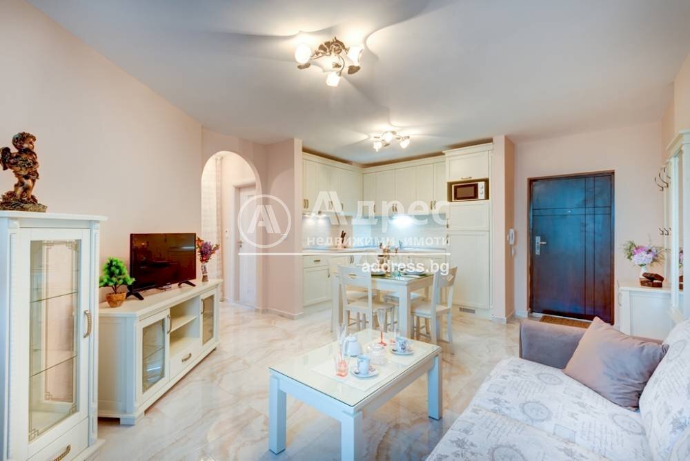 Two-room apartment Sveti Vlas resort, Burgas - floor plans 1