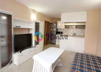 Three-room apartment Varna - photo 1