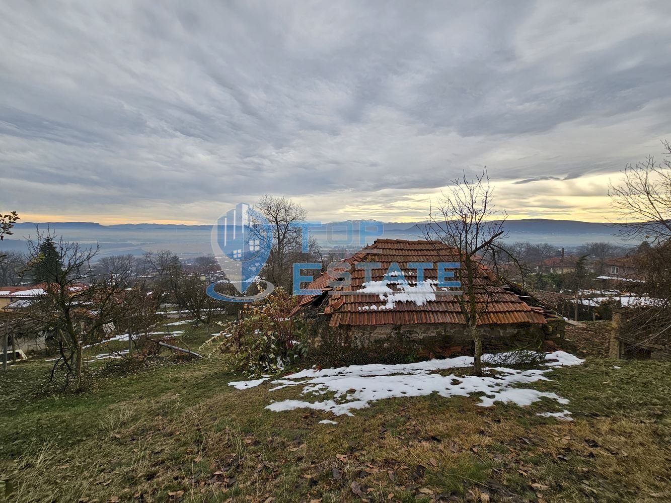 Independent house Sevlievo - photo 1