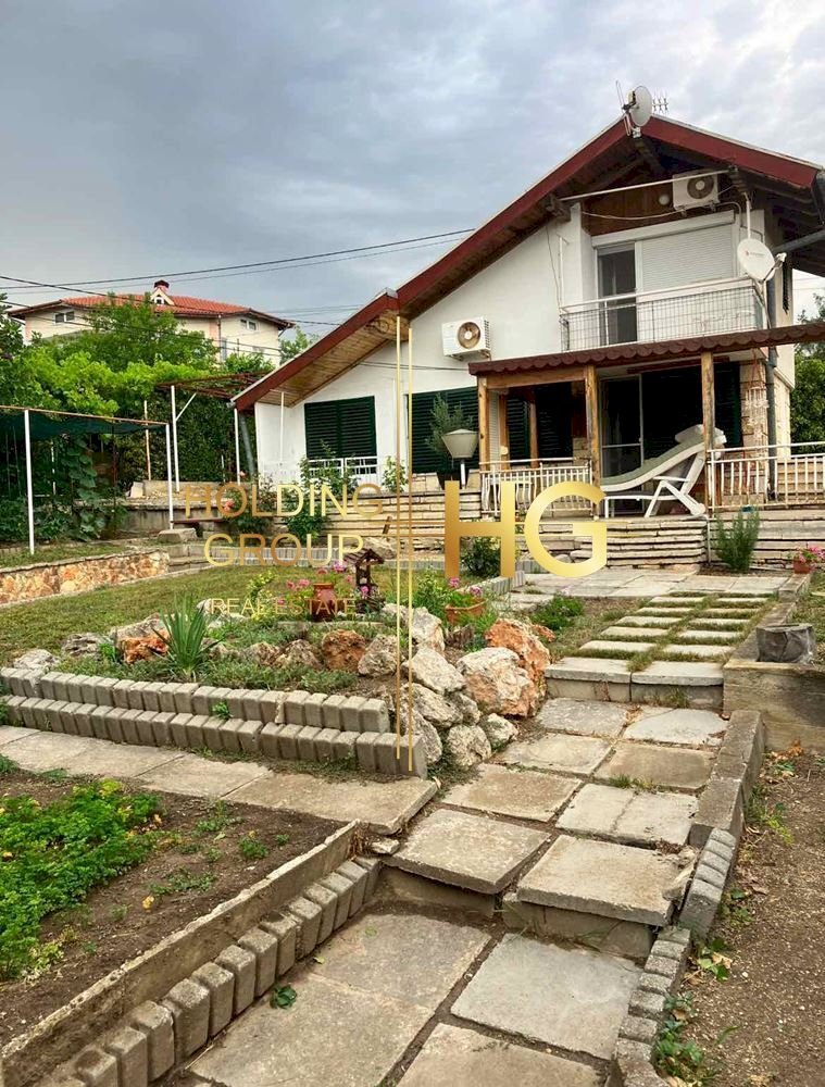 Independent house Balchik - photo 1