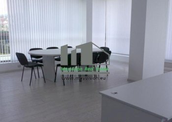 Locale Commerciale Sofia (zona Овча купел 2) - foto 1
