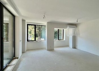 Four-room apartment Sofia (neighborhood Витоша) - photo 1