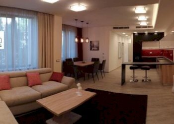 Three-room apartment Sofia (neighborhood Витоша) - photo 1