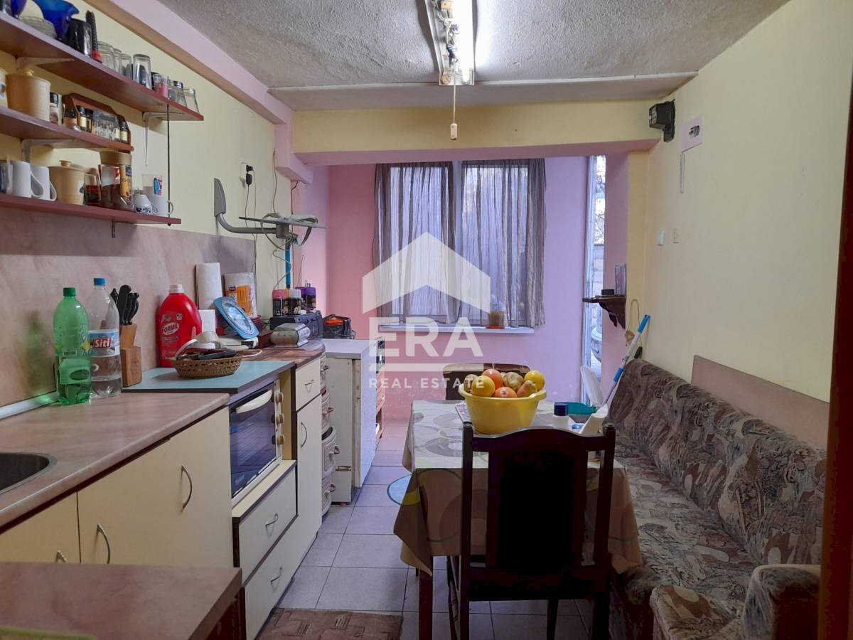 One-room apartment Varna (neighborhood Погреби) - photo 1