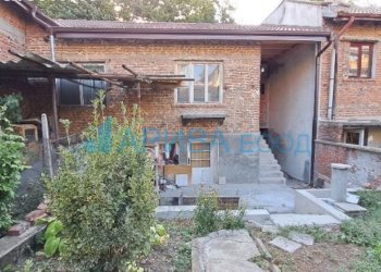 Самостоятелна къща Тракийски, Хасково - фото 1