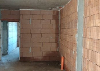 Trilocale Plovdiv (zona Коматевски възел) - foto 1