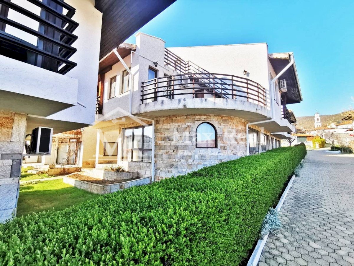 Independent house гр. Свети Влас, Nesebar - photo 1