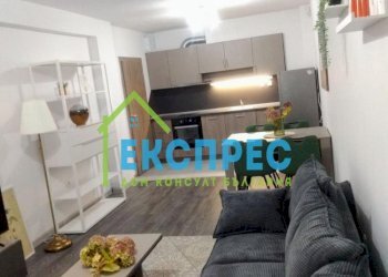 Тристаен София (квартал Кръстова вада) - фото 1