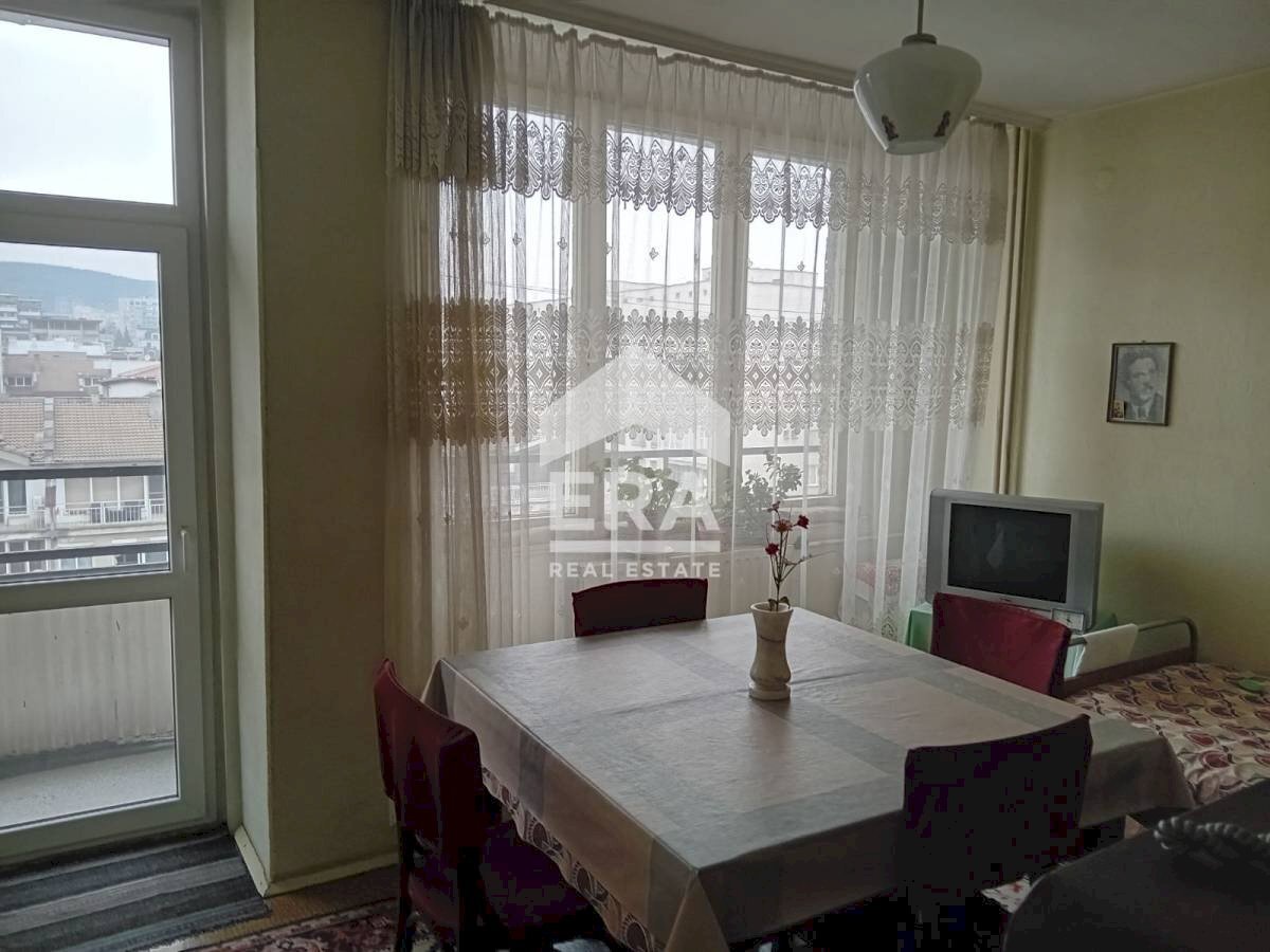 Four-room apartment Stara Zagora (neighborhood Център) - photo 1