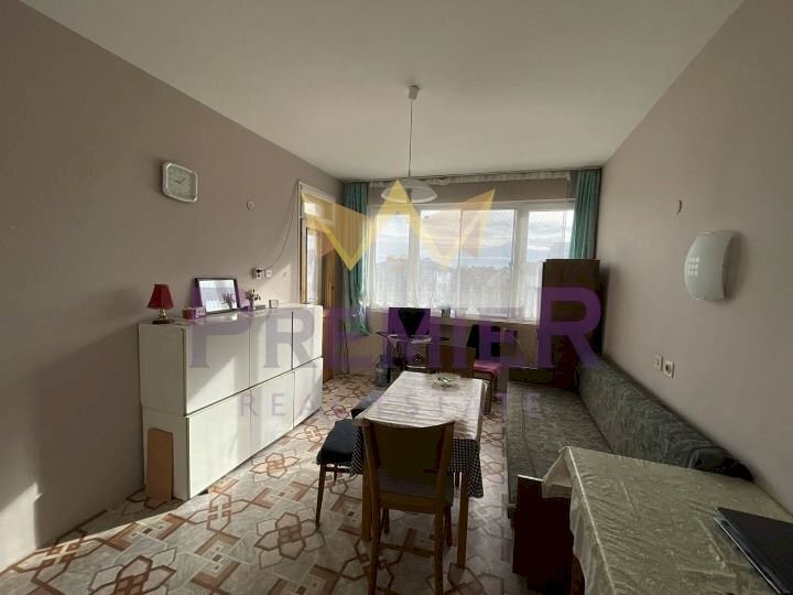 Apartment Shumen (neighborhood Добруджански) - photo 1