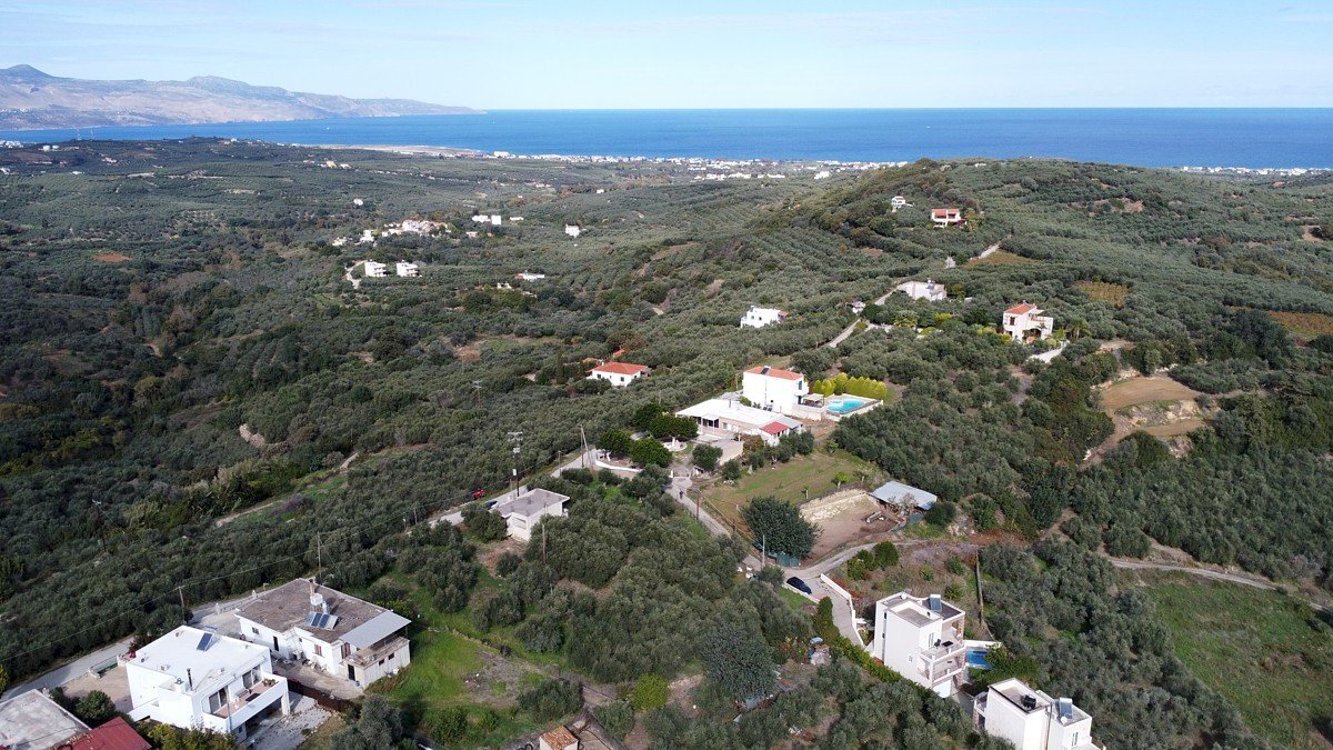 Building land Chania - photo 1