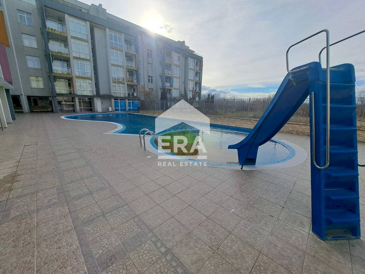 Trilocale Burgas - foto 1
