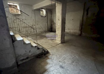 Склад Κων. Παλαιολόγου 2, Θεσσαλονίκη 546 22, Гърция - фото 1