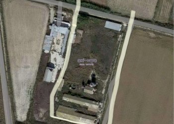 Magazzino PP4F+25 Άγιος Αθανάσιος, Ελλάδα, Grecia - foto 1