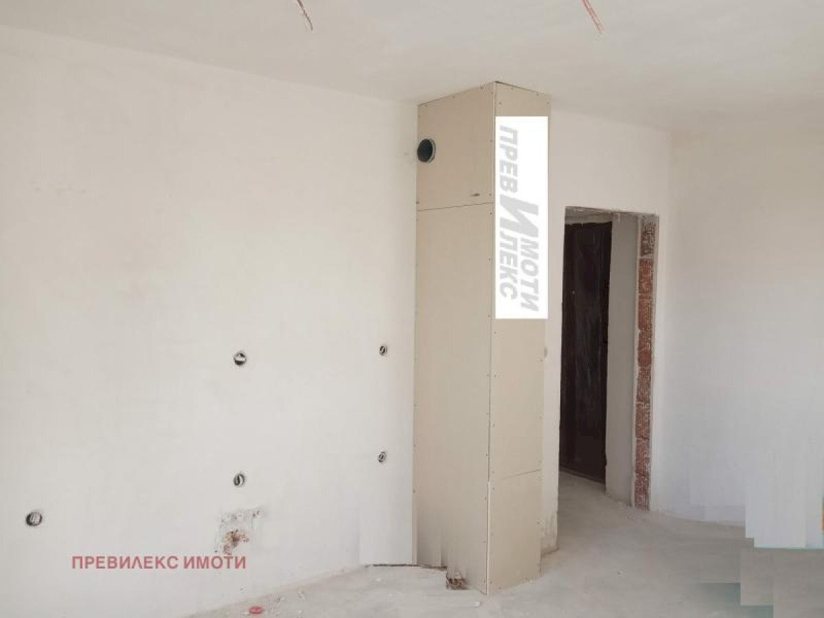 Two-room apartment Plovdiv (neighborhood Въстанически) - photo 1