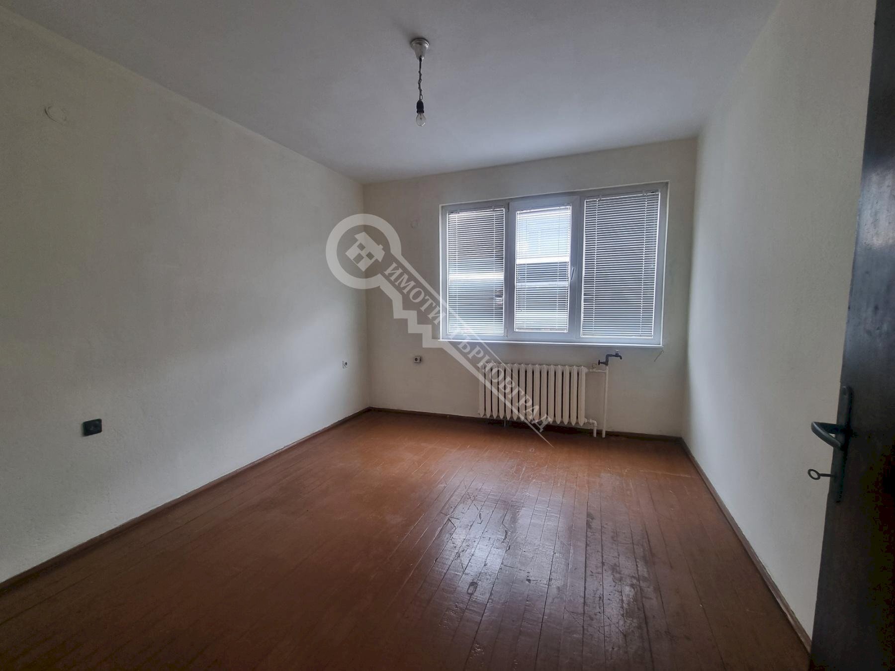 Three-room apartment Veliko Tarnovo - photo 1