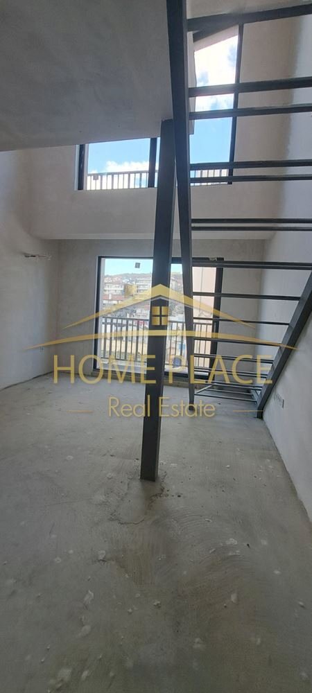 Three-room apartment Varna (neighborhood Виница) - photo 1