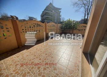 Apartment Burgas - photo 1