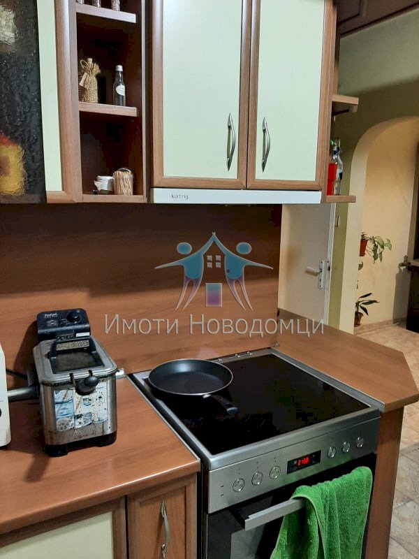 Apartment Shumen (neighborhood Болницата) - photo 1