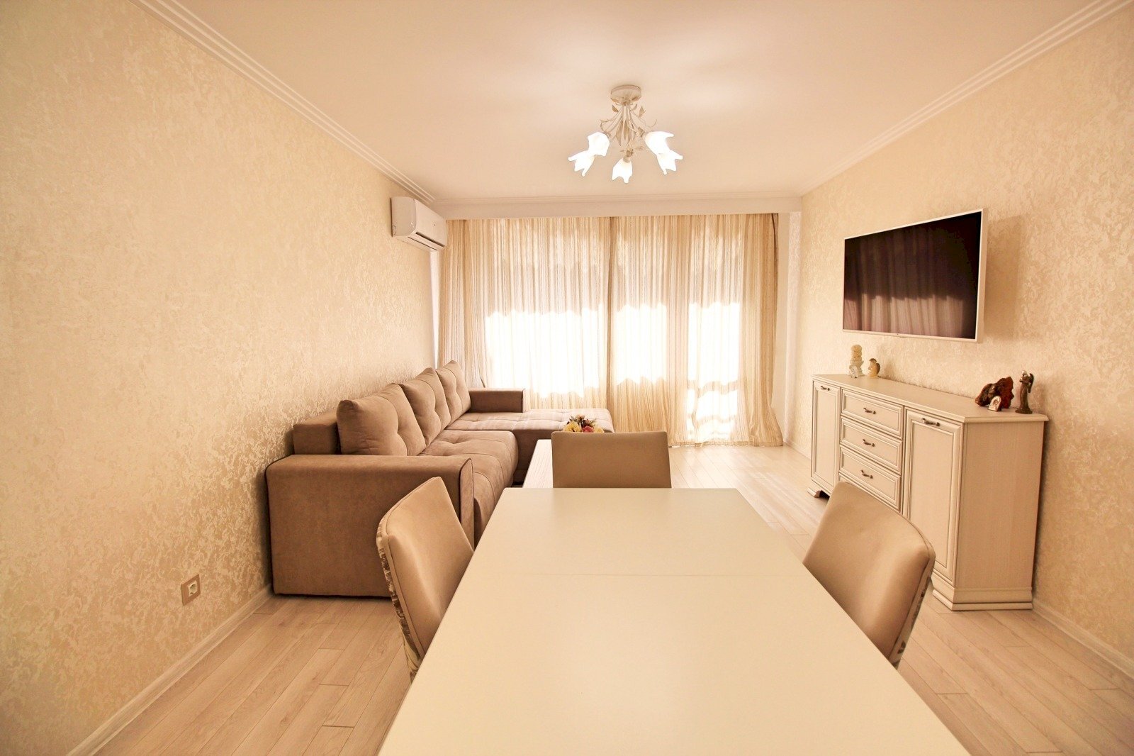 Apartment Burgas (neighborhood Лазур) - photo 1