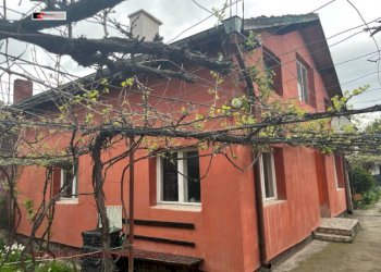 Casa indipendente Pernik (zona Църква) - foto 1
